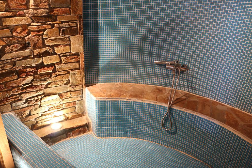 Efharis Beachfront Villa Platamonas Eksteriør billede